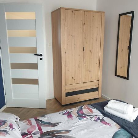 Modern Apartment Ополе Екстериор снимка